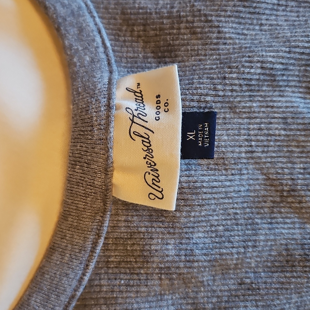 Universal Thread Gray Ribbed V-Neck Bodysuit - Picture 2 of 5